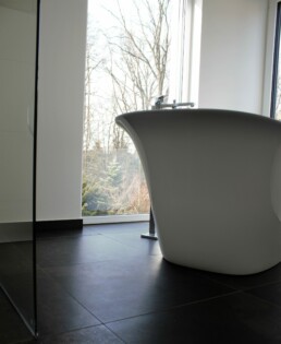 Auf den Punkt Architekten - Neubau Villa in Hanglage