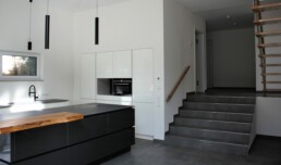 Auf den Punkt Architekten - Neubau Villa in Hanglage